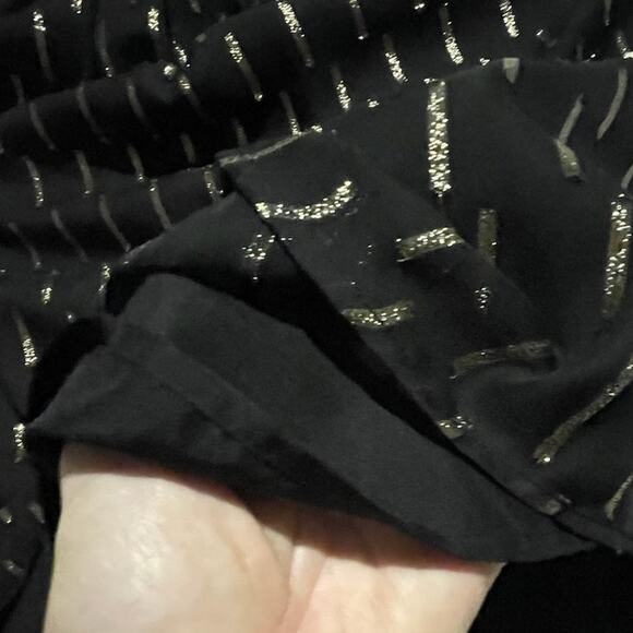 Worthington Women's M Blouse Black with Gold Metallic Corpcore Careerwear - EUC - Picture 7 of 9